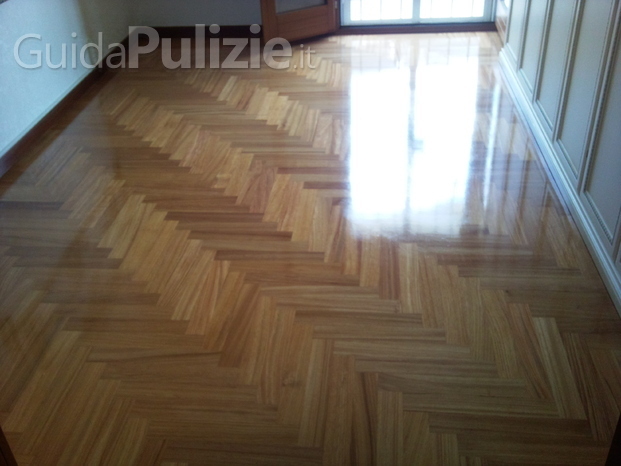 Verniciatura vetrificazione parquet