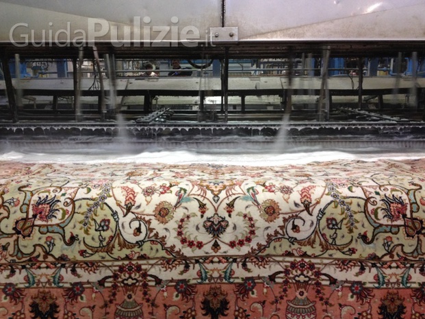 TABRIZ 60R 2,00 x 2,00. Lavaggio DOPO spandimento perso colore  